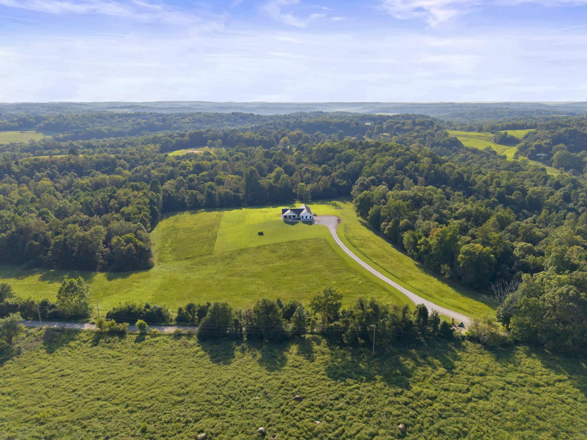 4675 Hunt Road Hopewell, OH 43746 - Photo 45 of 58 48-web-or-mls-DJI_20260902173604_0649_D
