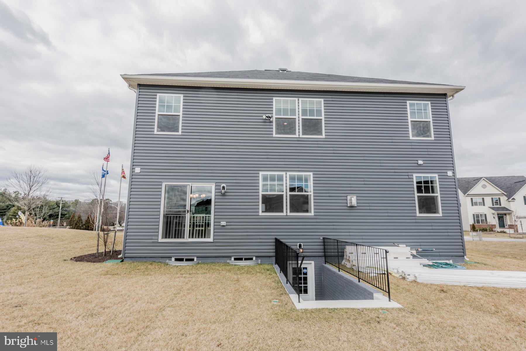 8140 Ridgely Loop Severn, MD 21144 - Photo 30 of 30 Exterior (Rear)