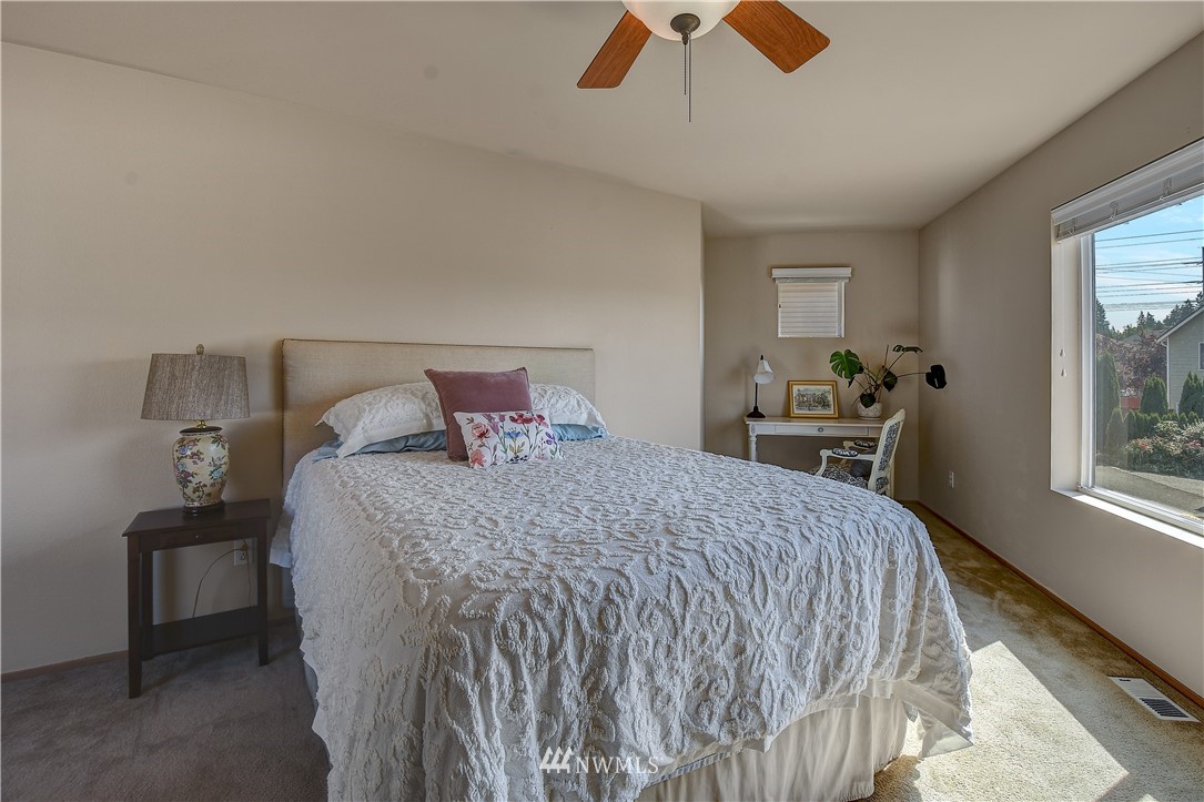 4002 153rd Place Southeast Bothell, WA 98012 - Photo 17 of 25