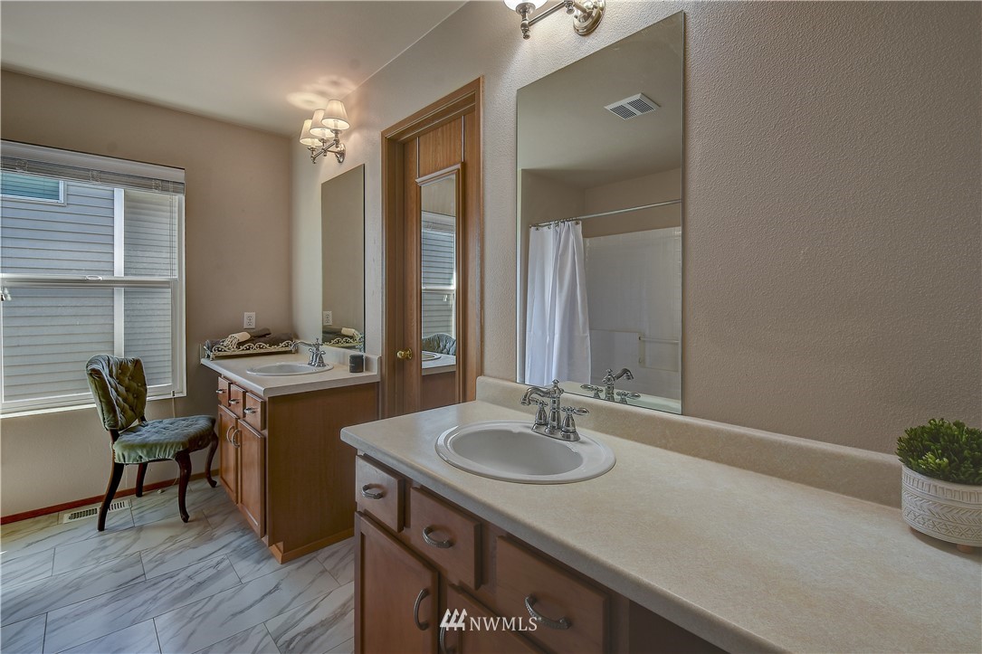 4002 153rd Place Southeast Bothell, WA 98012 - Photo 18 of 25