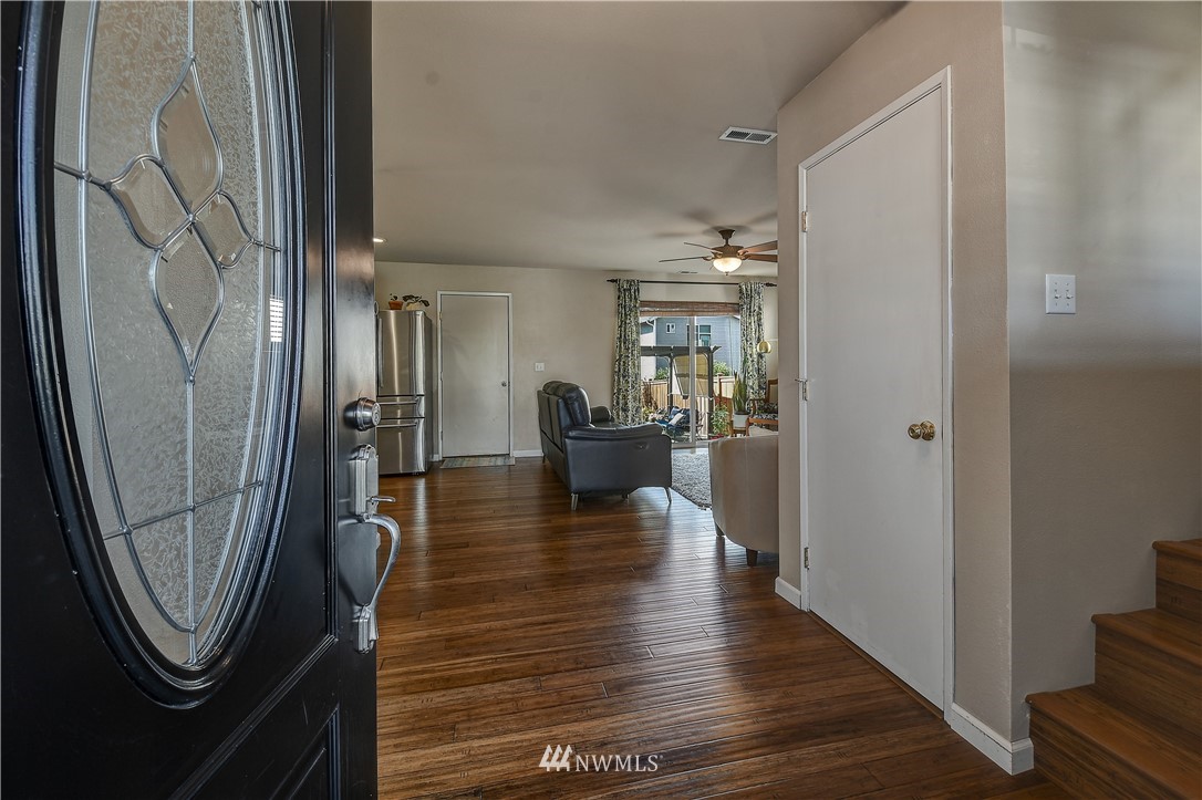 4002 153rd Place Southeast Bothell, WA 98012 - Photo 3 of 25