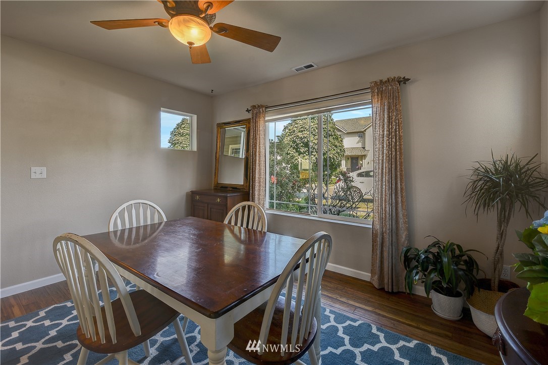 4002 153rd Place Southeast Bothell, WA 98012 - Photo 10 of 25