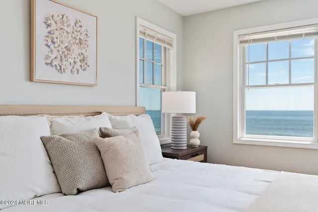 $6,900,000 | 525 East Avenue, Bay Head, NJ 08742