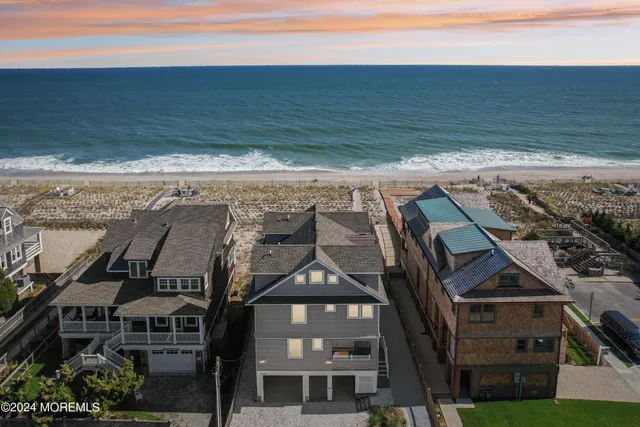 $6,900,000 | 525 East Avenue, Bay Head, NJ 08742