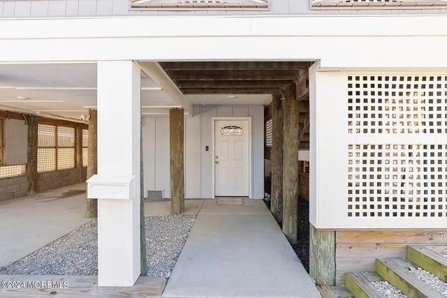 $6,900,000 | 525 East Avenue, Bay Head, NJ 08742