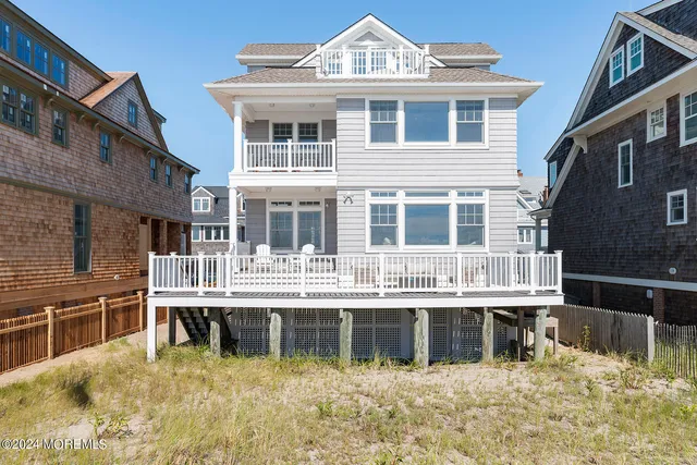 $6,900,000 | 525 East Avenue, Bay Head, NJ 08742