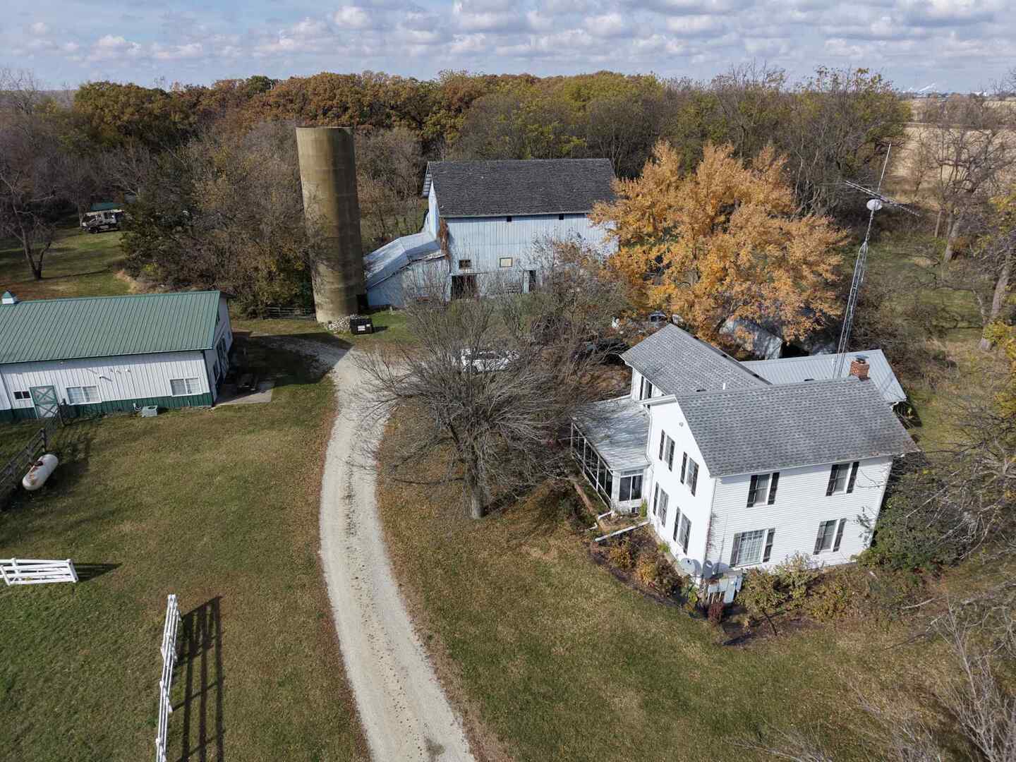 1769 Paw Paw Road Steward, IL 60553 - Photo 18 of 34