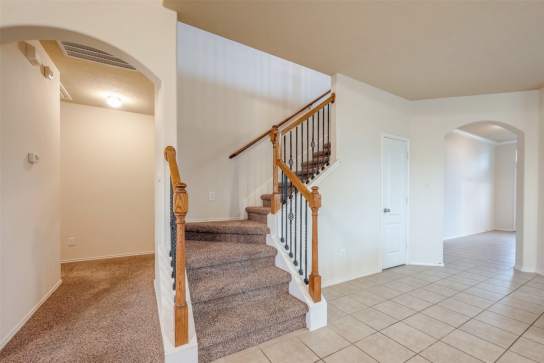 21203 Branchport Drive Houston, TX 77095 - Photo 24 of 49 a view of entryway
