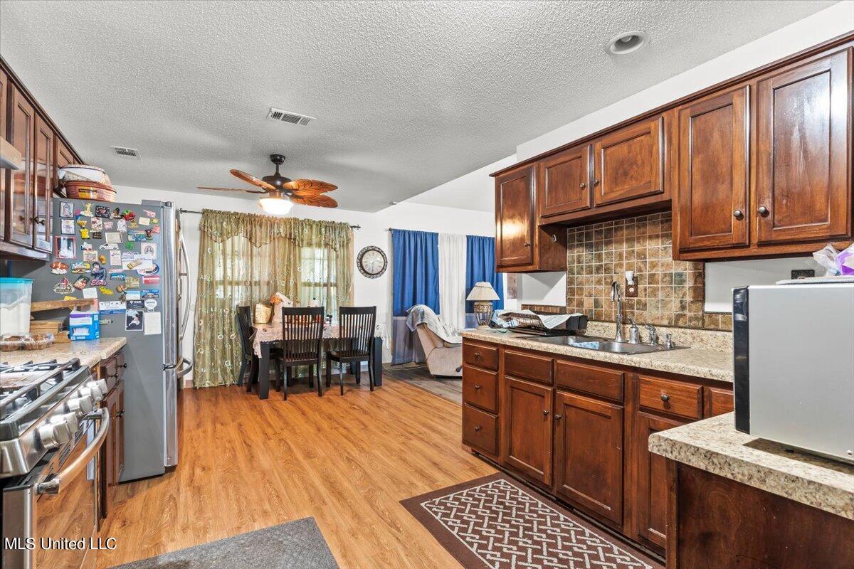19 Embry Road Byhalia, MS 38611 - Photo 7 of 22 IMG_5857
