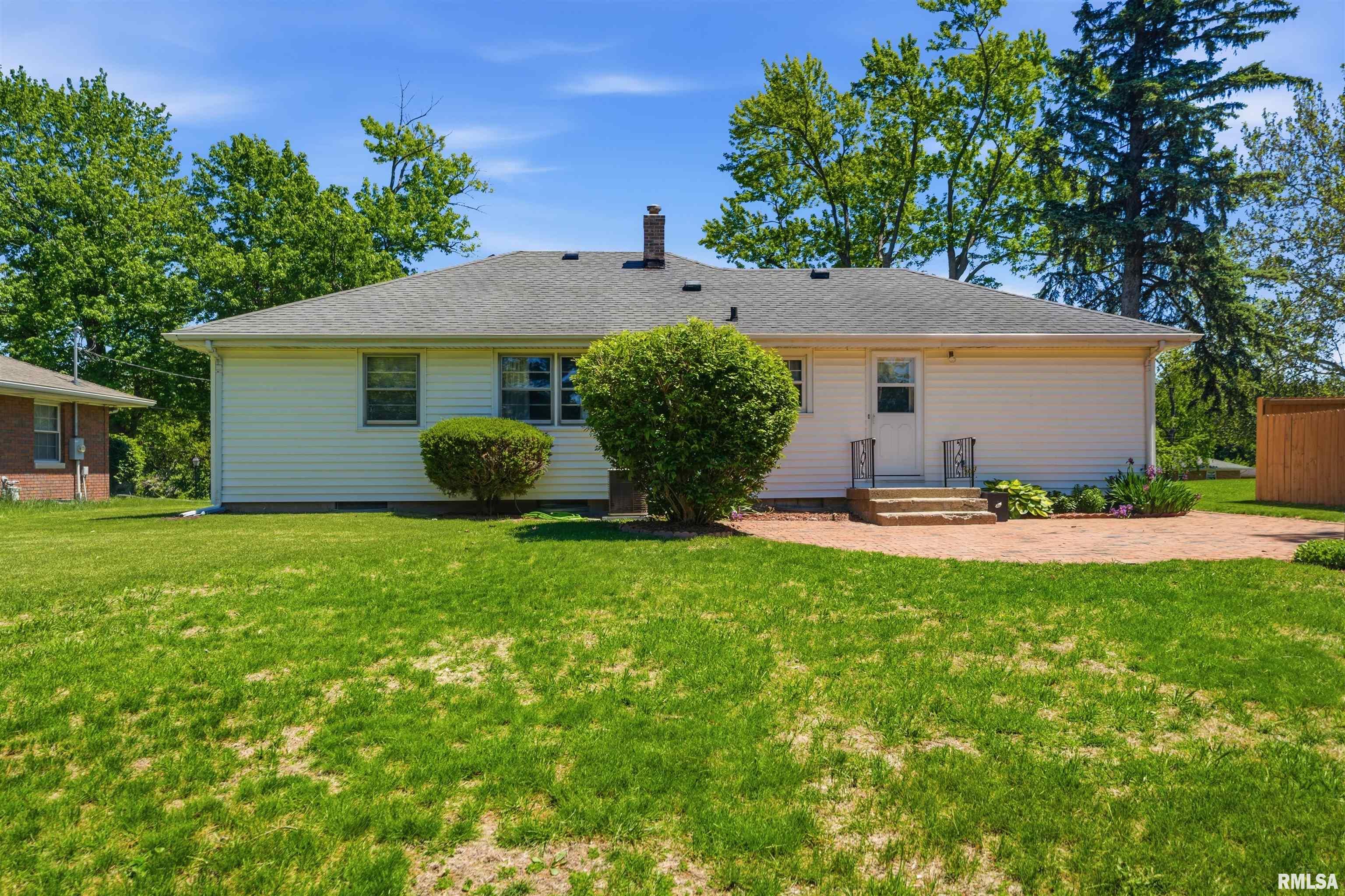 5203 North Sheridan Road Peoria, IL 61614 - Photo 27 of 31
