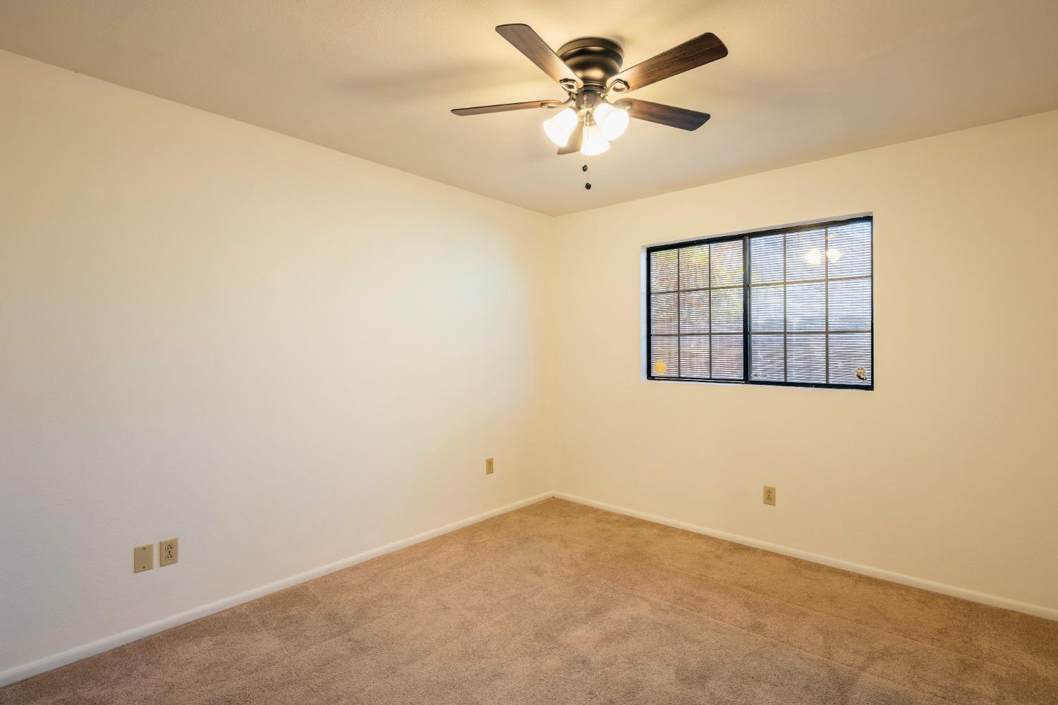 148 East Myrtle Avenue Reedley, CA 93654 - Photo 13 of 27 Gallery Image 13
