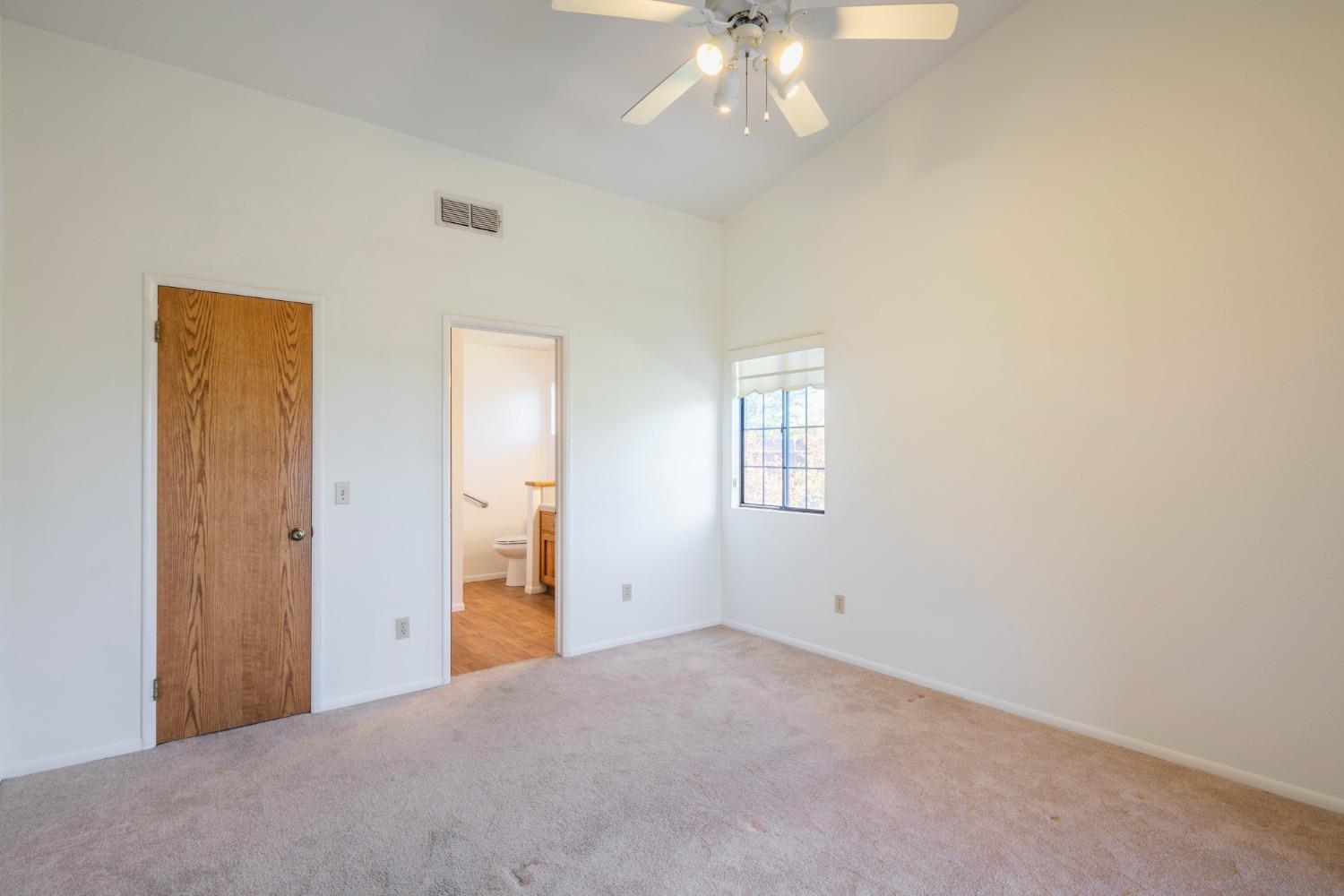 148 East Myrtle Avenue Reedley, CA 93654 - Photo 18 of 27 Gallery Image 18