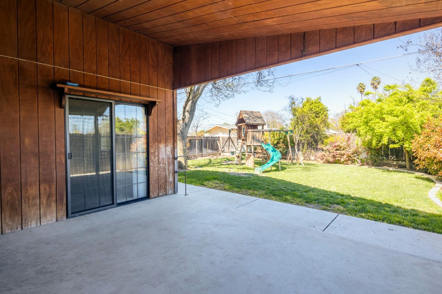 148 East Myrtle Avenue Reedley, CA 93654 - Photo 22 of 27 Gallery Image 22
