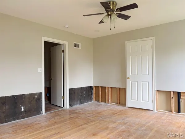 $77,500 | 1405 East Cypress Street, Charleston, MO 63834