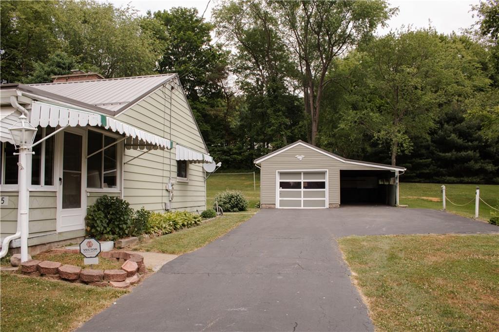 55 Romain Road Pulaski, PA 16143 - Photo 2 of 28 Gallery Image 2