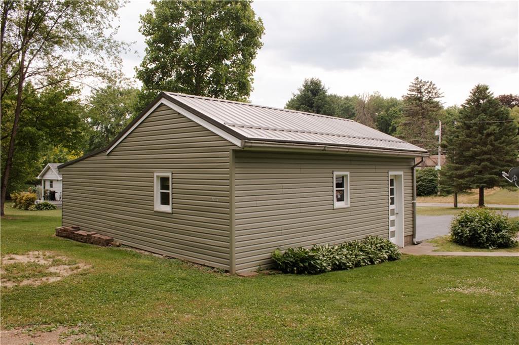 55 Romain Road Pulaski, PA 16143 - Photo 3 of 28 Gallery Image 3