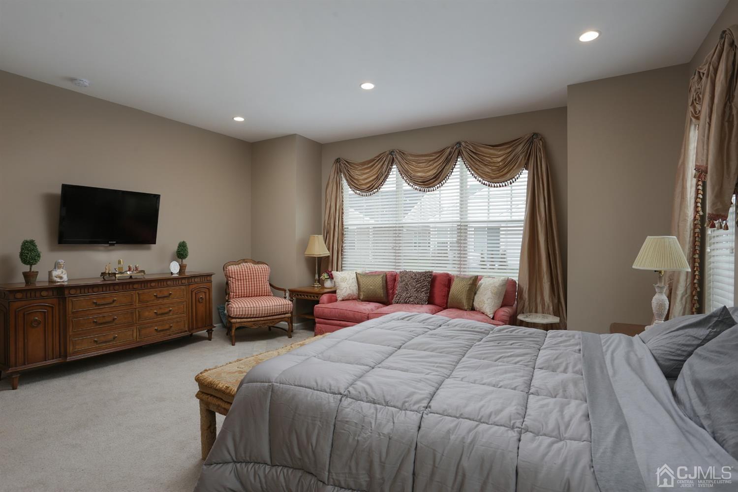 28 Harvest Ridge Road Howell, NJ 07731 - Photo 13 of 27 Another view of the Master bedroom.