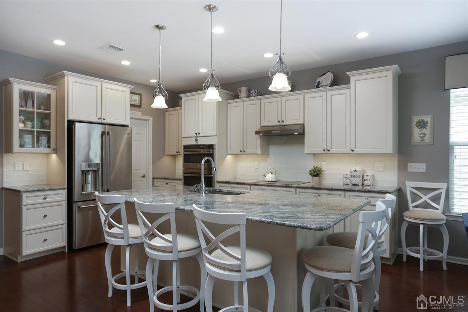 28 Harvest Ridge Road Howell, NJ 07731 - Photo 9 of 27 Another view of the kitchen.