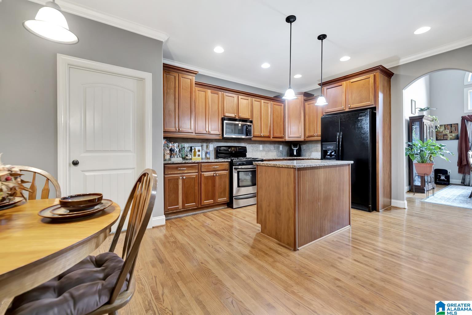125 Lakeland Ridge Pelham, AL 35043 - Photo 13 of 48
