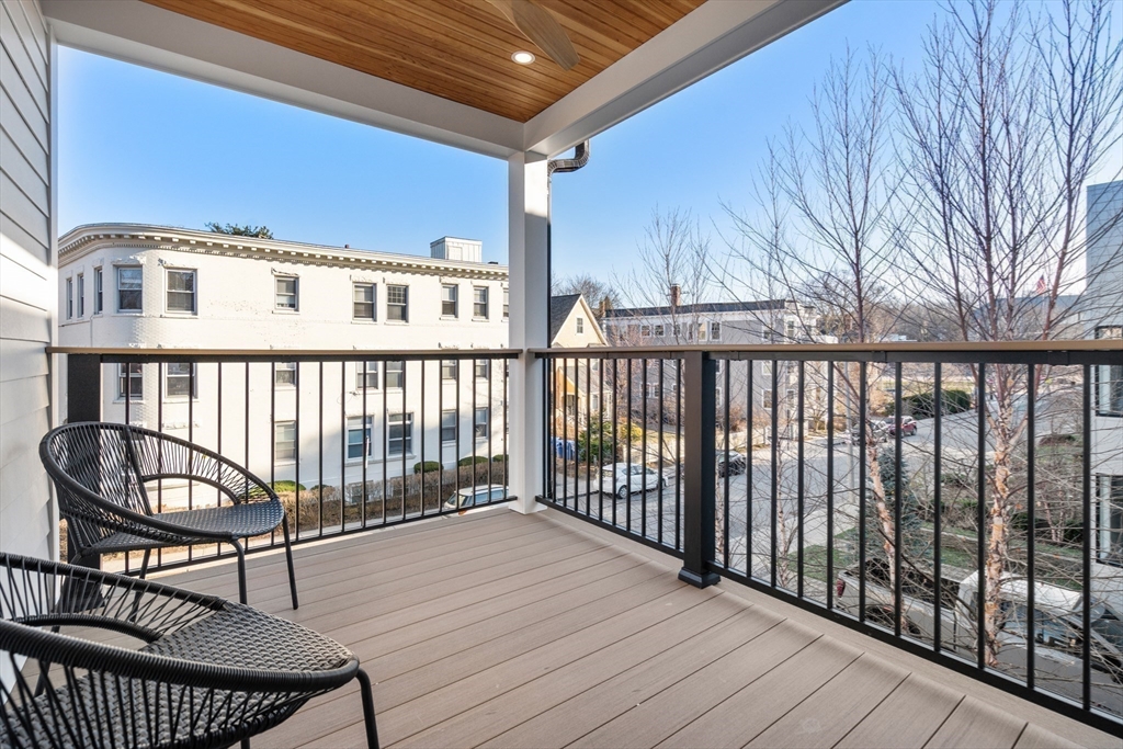 71 Greenough Street, Unit 2 Brookline, MA 02445 - Photo 23 of 27