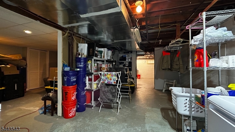 62 Andover Drive Wayne, NJ 07470 - Photo 21 of 34