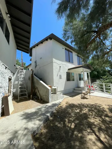 $240,000 | 168 Cedar Avenue, Miami, AZ 85539