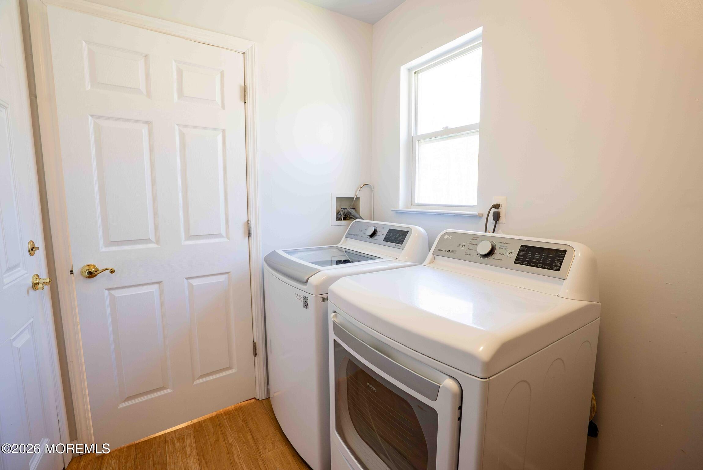 6 Abbey Road Jackson, NJ 08527 - Photo 20 of 24 21 - Laundry Room