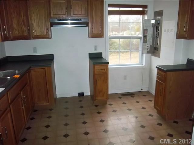 5802 Secrest Short Cut Road Monroe, NC 28110 - Photo 4 of 13 Gallery Image 4