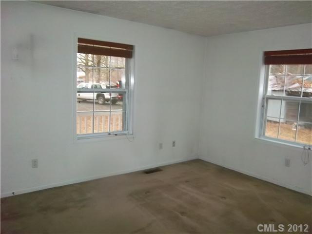 5802 Secrest Short Cut Road Monroe, NC 28110 - Photo 10 of 13 Gallery Image 10