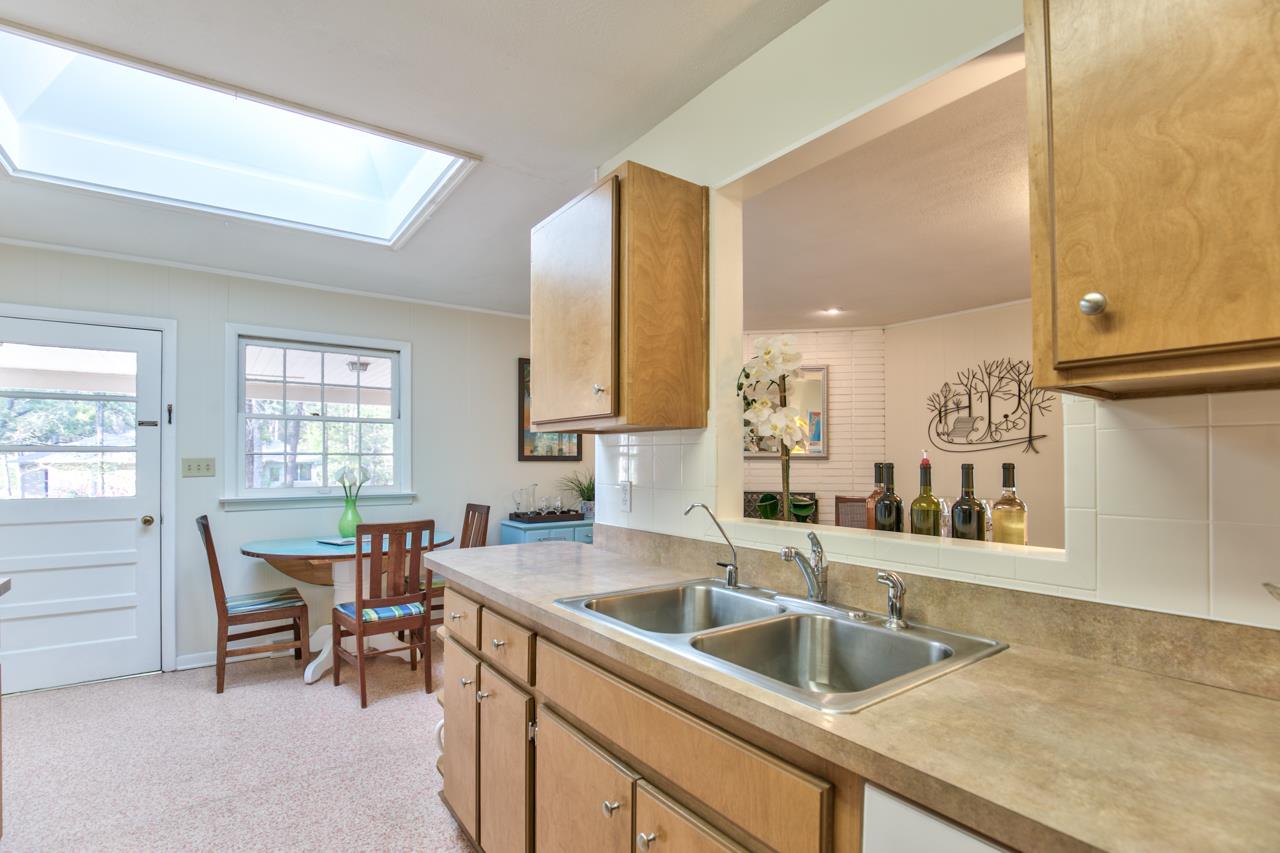 3203 Robinhood Road Tallahassee, FL 32312 - Photo 10 of 36 Gallery Image 10