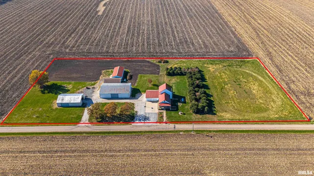 $450,000 | 180 North 400 East Road, Atlanta, IL 61723