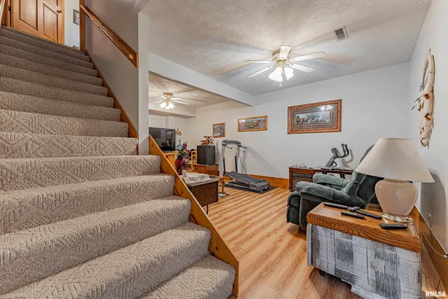 $450,000 | 180 North 400 East Road, Atlanta, IL 61723