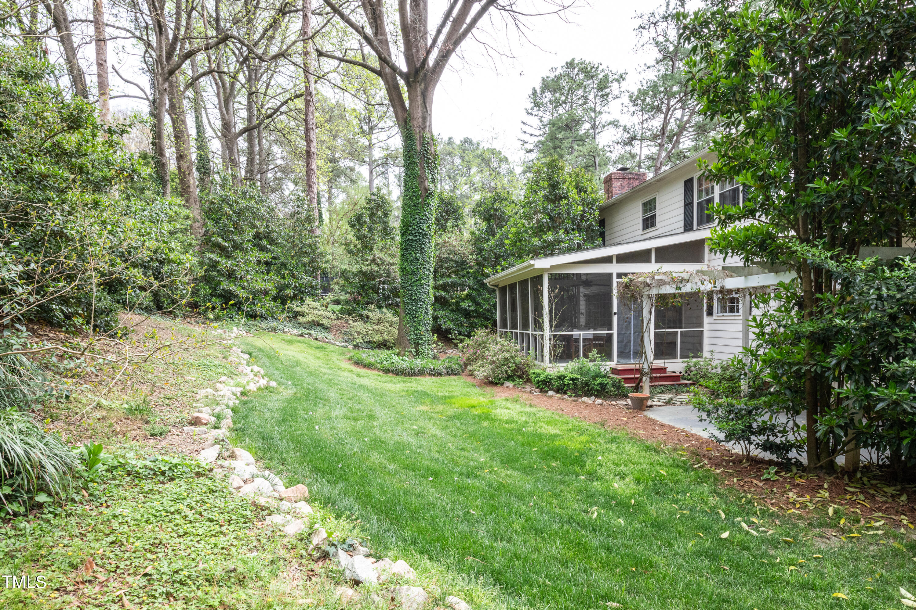 1532 Shadowood Lane Raleigh, NC 27612 - Photo 31 of 33 IMG_2825