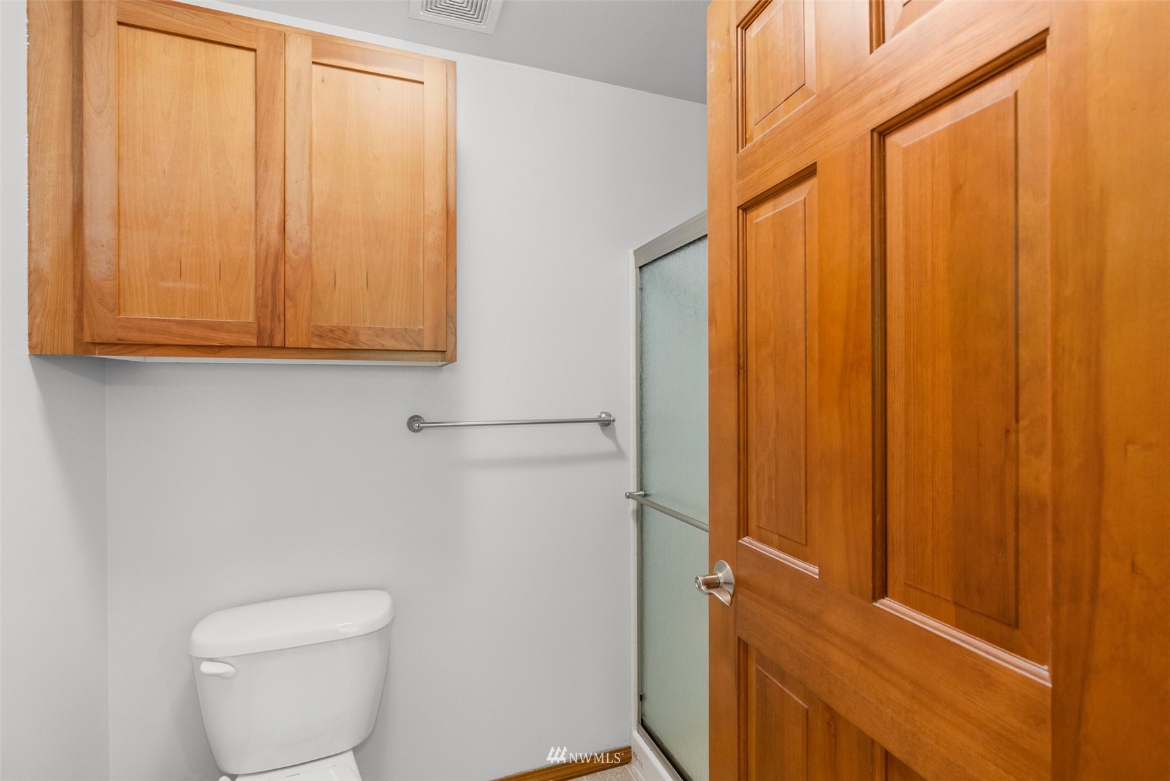 17120 Vail Loop Road Southeast Rainier, WA 98576 - Photo 16 of 33 Gallery Image 16