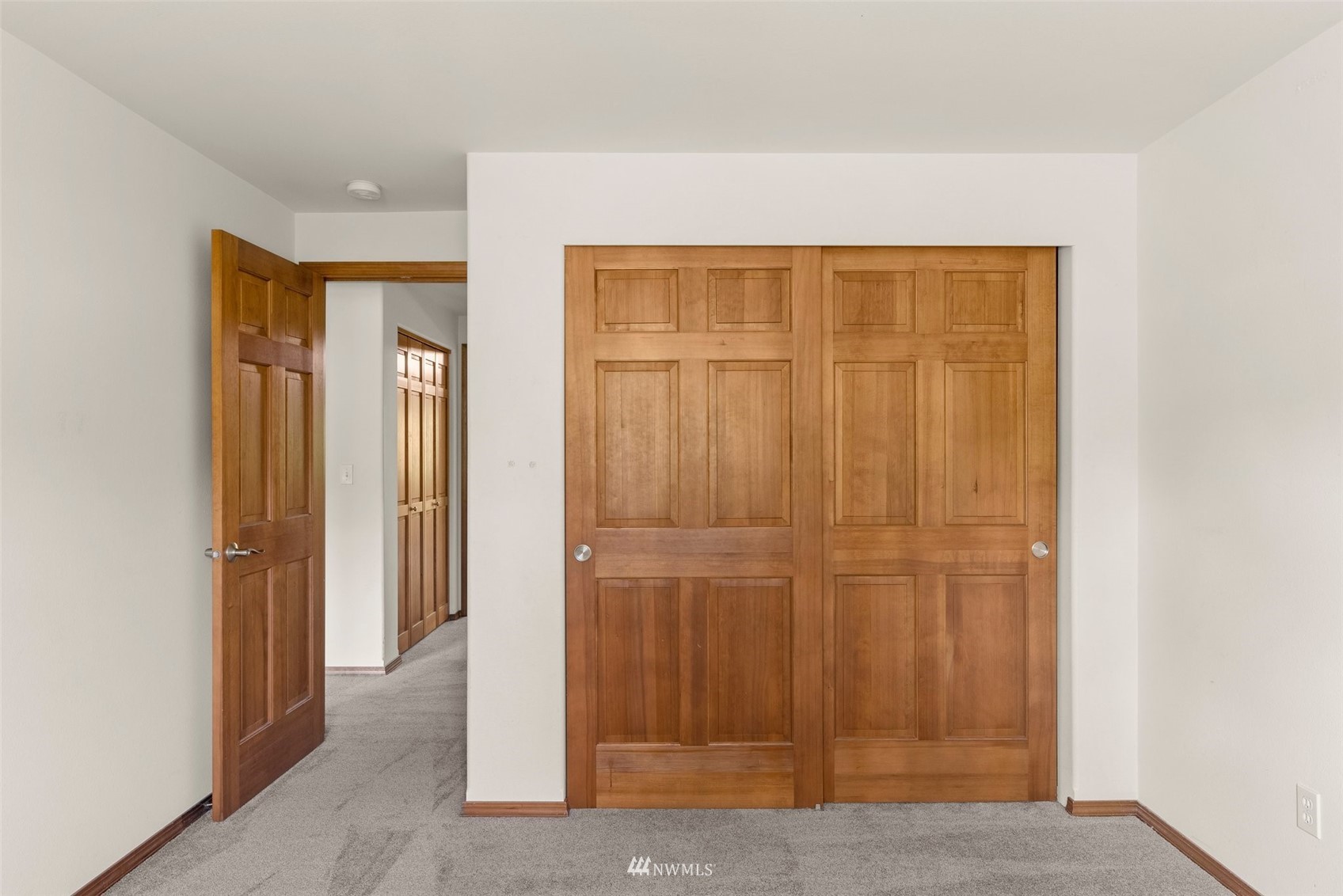 17120 Vail Loop Road Southeast Rainier, WA 98576 - Photo 19 of 33 Gallery Image 19