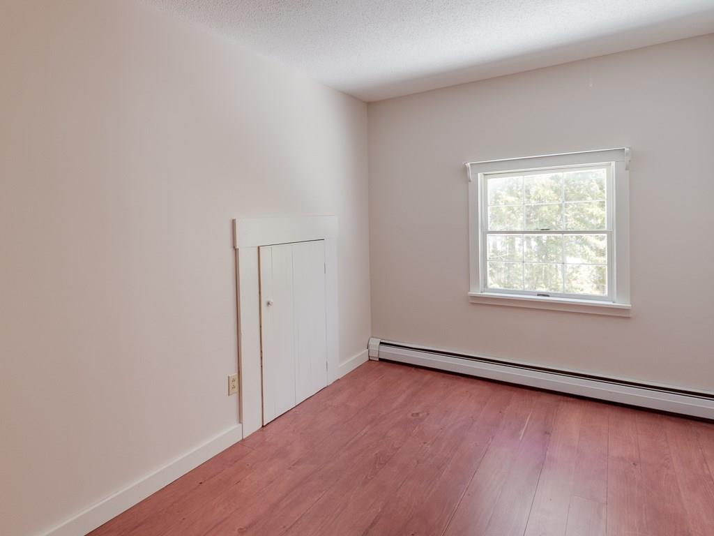 97 Middle Road South Bristol, ME 04568 - Photo 14 of 15 Another upstairs bedroom.