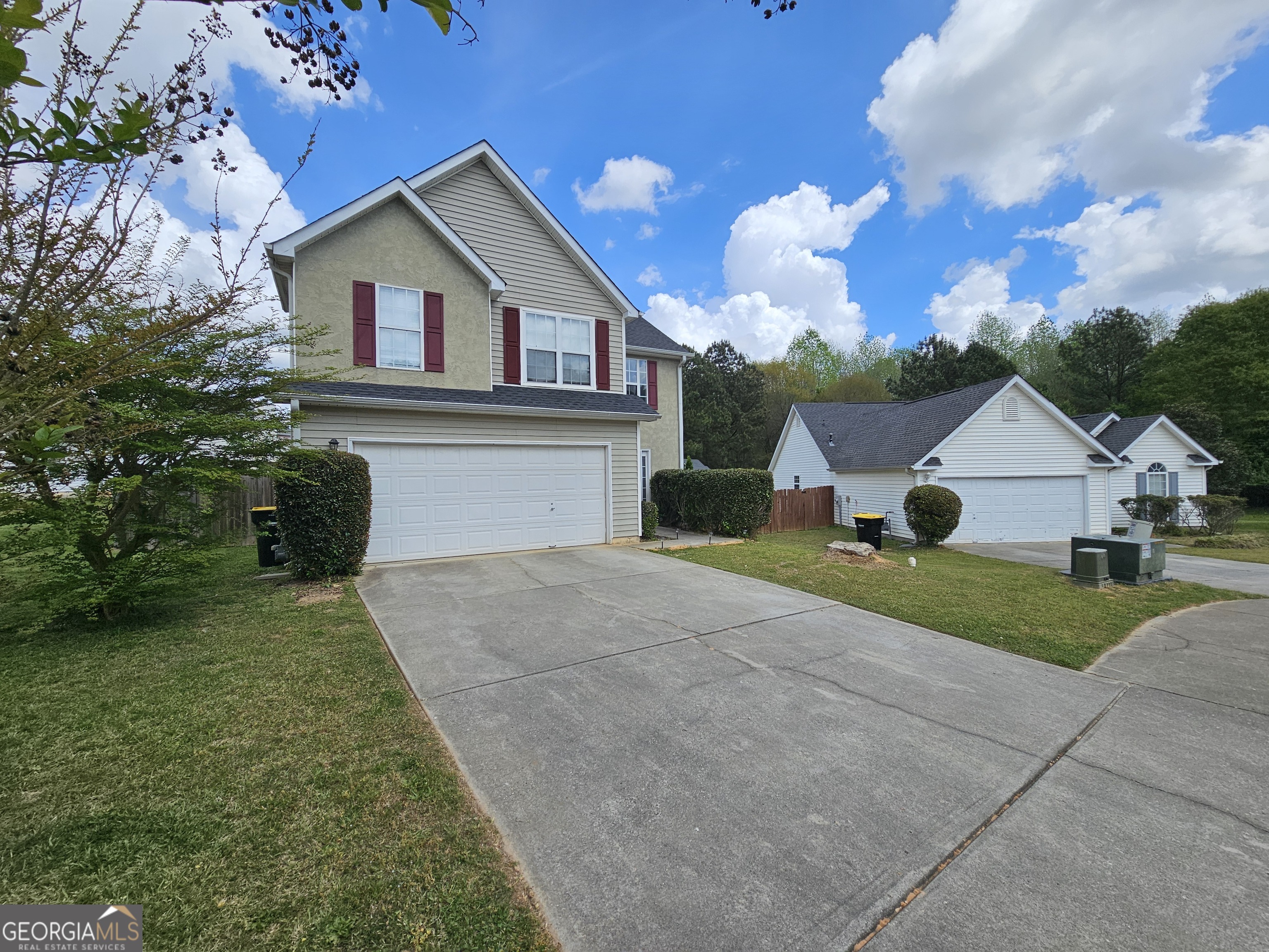 5077 Meadow Trace Fairburn, GA 30213 - Photo 4 of 43 a view of house with backyard