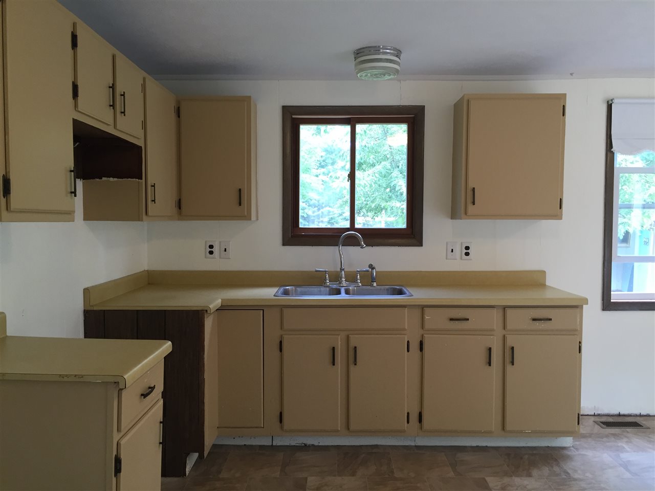 6970 Boone Road Traverse City, MI 49685 - Photo 18 of 32 1818825-17.JPG