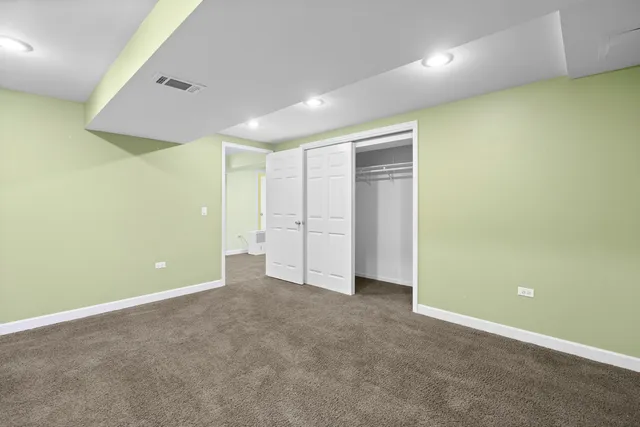 $575,000 | 662 Waterbury Avenue, Gurnee, IL 60031