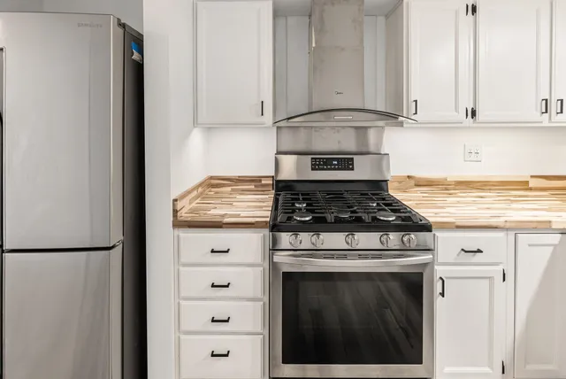 $164,900 | 105 Hickory Grove Lane, Salem, IL 62881