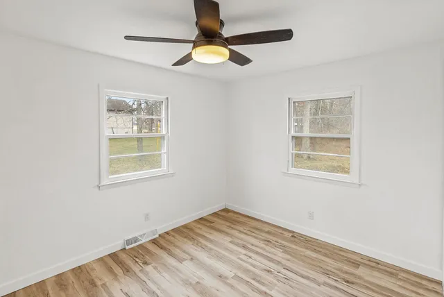 $164,900 | 105 Hickory Grove Lane, Salem, IL 62881