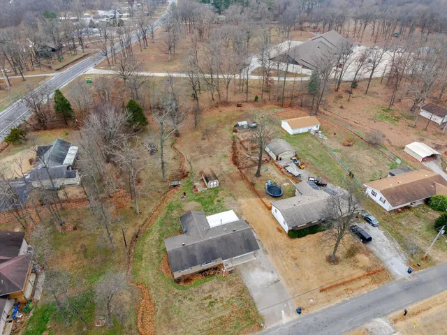 $164,900 | 105 Hickory Grove Lane, Salem, IL 62881