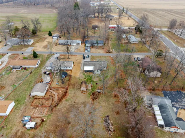 $164,900 | 105 Hickory Grove Lane, Salem, IL 62881