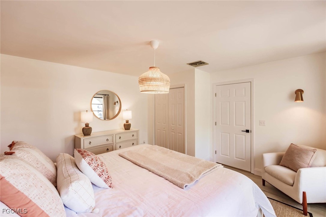 842 99th Avenue North Naples, FL 34108 - Photo 17 of 36