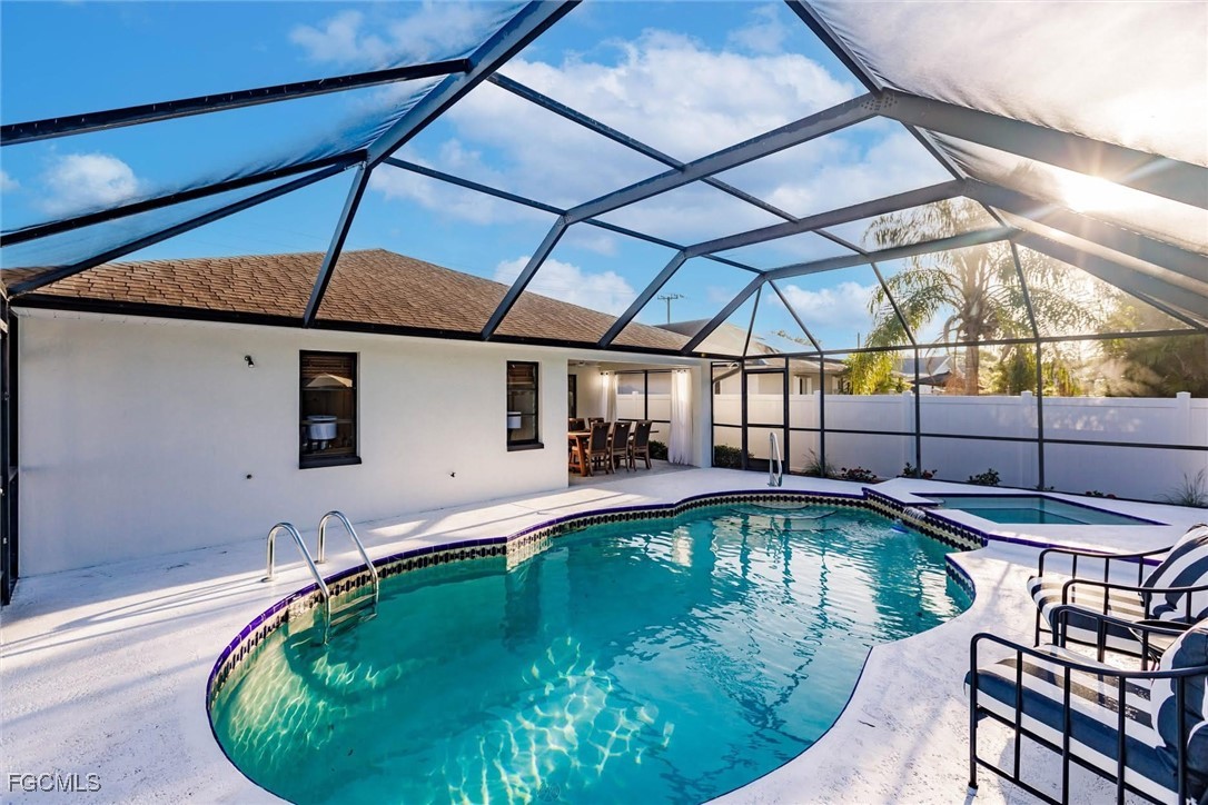 842 99th Avenue North Naples, FL 34108 - Photo 27 of 36