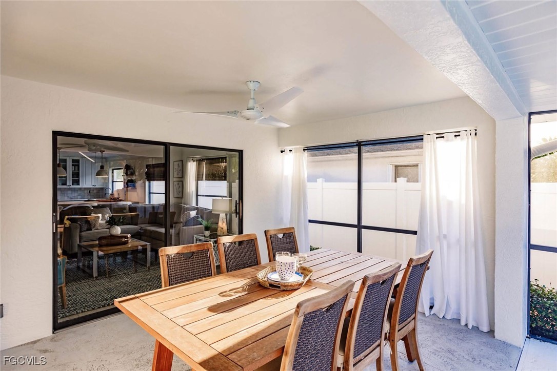 842 99th Avenue North Naples, FL 34108 - Photo 33 of 36