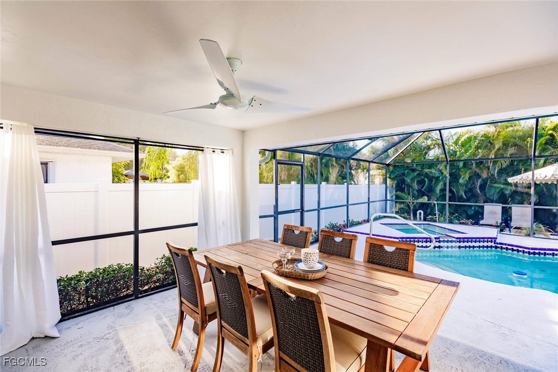 842 99th Avenue North Naples, FL 34108 - Photo 35 of 36