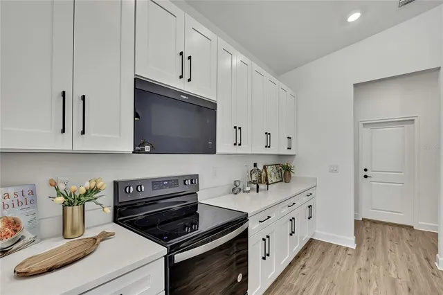 $419,900 | 13126 Meadow Swallow Avenue, Brooksville, FL 34613