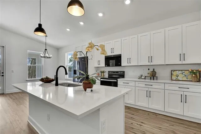 $419,900 | 13126 Meadow Swallow Avenue, Brooksville, FL 34613