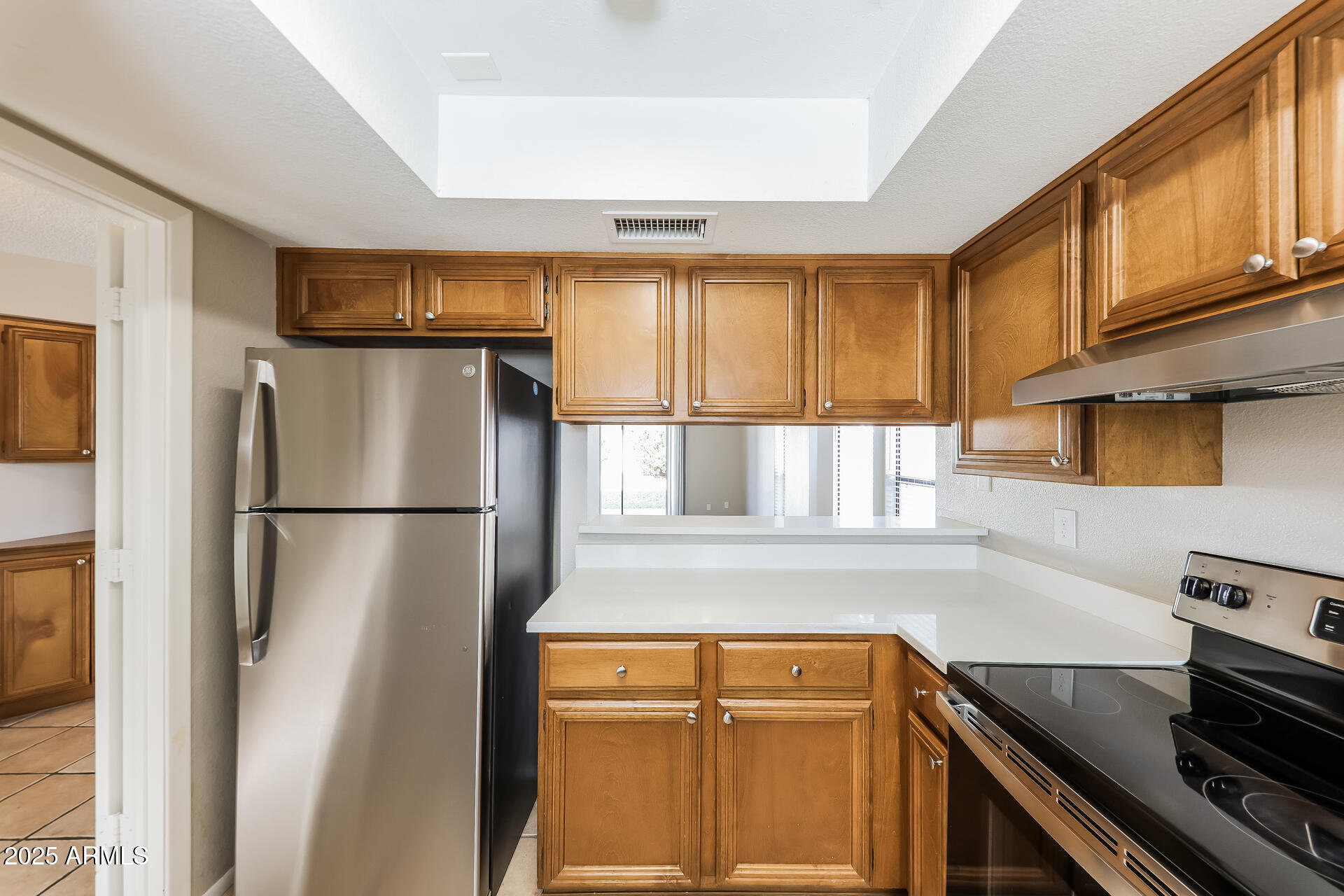 602 West Grandview Road Phoenix, AZ 85023 - Photo 9 of 26 009-photo-kitchen-14301675